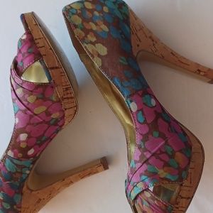 Steve madden Destin style size 7.5M open toe mulit color fabric shoes cork